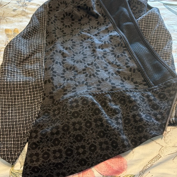 Patchwork Vest - Picture 5 of 5